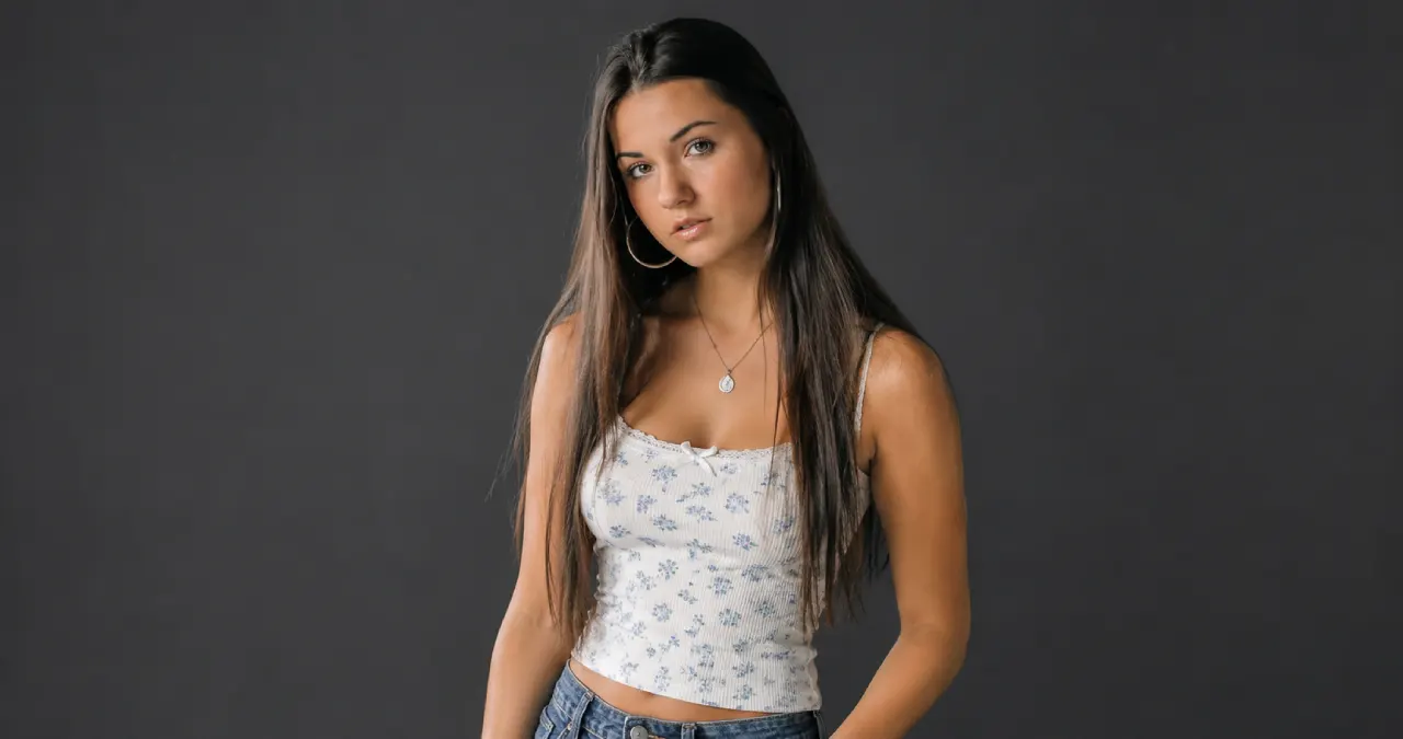 Who Is Jessica Baio? Career, Married Life with Sam Jose, and Pregnancy Update